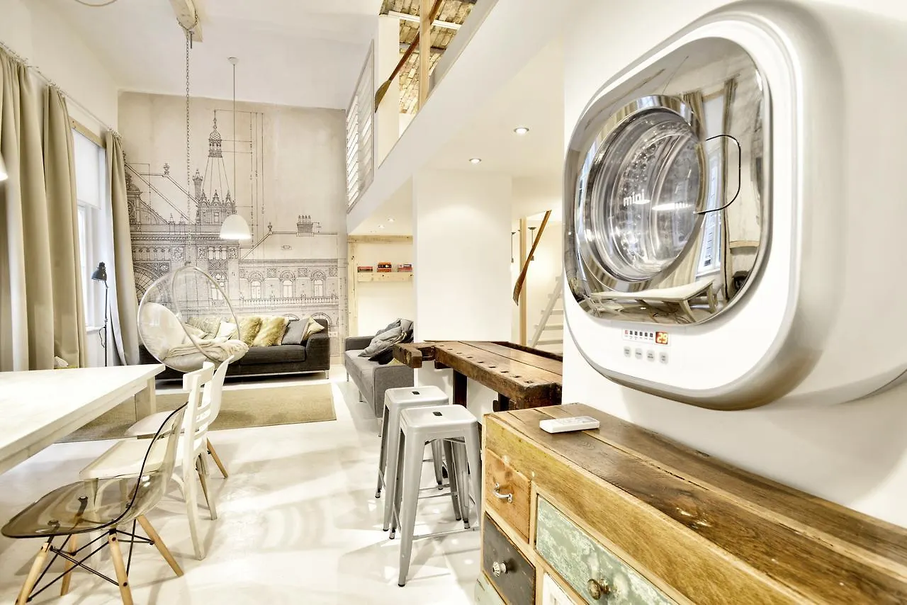 Designer - A10 Apartment Budapest